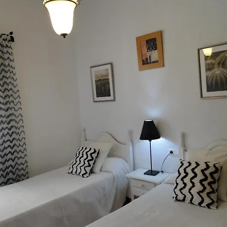 Villa Piedra Blanca *